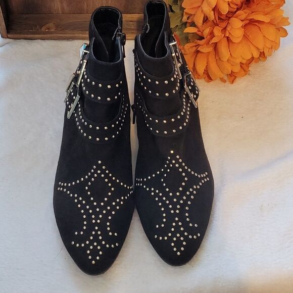 INC SHORT BOOTS SIZE NWOT STUDDED GEORGEOUS - Picture 2 of 8